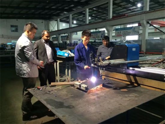 Pembekal Cina CNC gantry jenis mesin memotong plasma