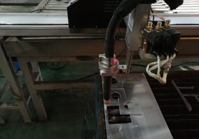 Pembinaan kelajuan tinggi 1525/1530 mesin pemotong logam plasma THC untuk keluli