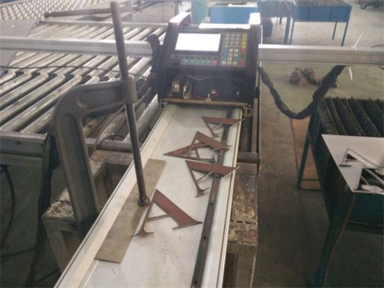 Pengilang China CNC pemotong plasma dan penggunaan pemotong api api untuk memotong aluminium Stainless Steel / Besi / Logam